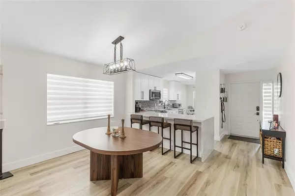 Plantation, FL 33324,9424 NW 8 CR