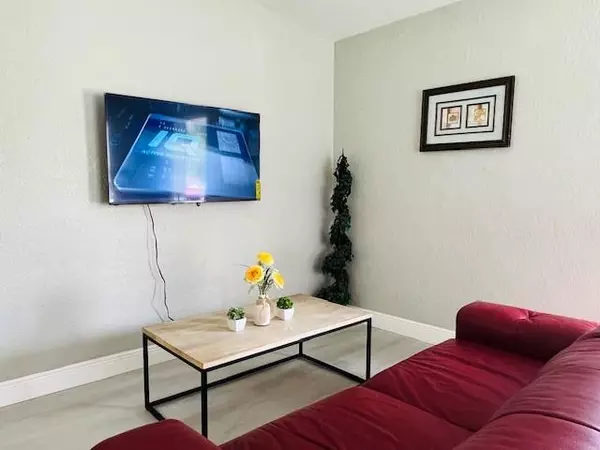 Miami, FL 33147,3041 NW 66th St