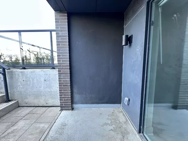 Newmarket, ON L3Y 0G7,185 Deerfield RD #015