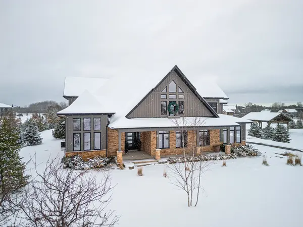 Clearview, ON L9Y 0K1,4 Meadowlark WAY