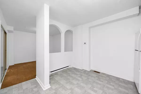 Halton Hills, ON L0P 1K0,28 Adamson ST S