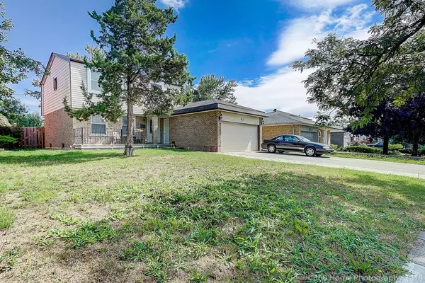 Brampton, ON L6S 2W1,16 Massey ST