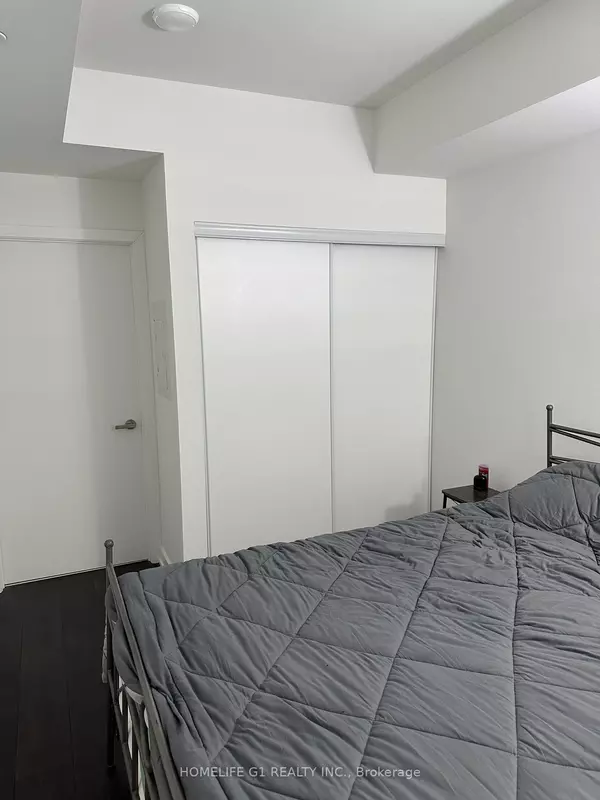 Mississauga, ON L5G 0E1,28 Ann ST #316