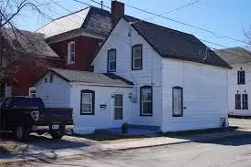 Smiths Falls, ON K7A 1K3,29 ROBINSON AVE