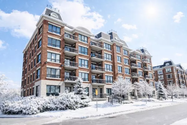 Cyrville - Carson Grove - Pineview, ON K1J 0A3,905 BEAUPARC Private #320