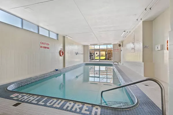 St. Catharines, ON L2T 3G7,15 TOWERING HEIGHTS BLVD #807