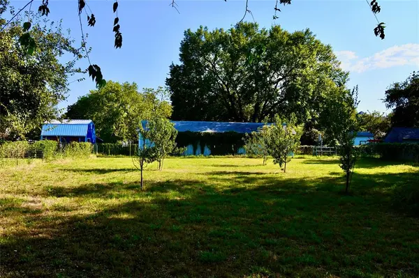 Weatherford, TX 76086,517 W Water Street