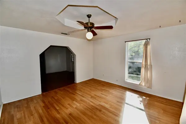 Weatherford, TX 76086,517 W Water Street