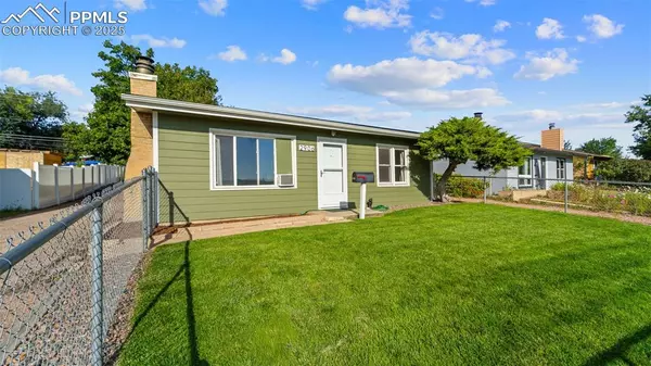 Colorado Springs, CO 80907,2906 N Chestnut ST