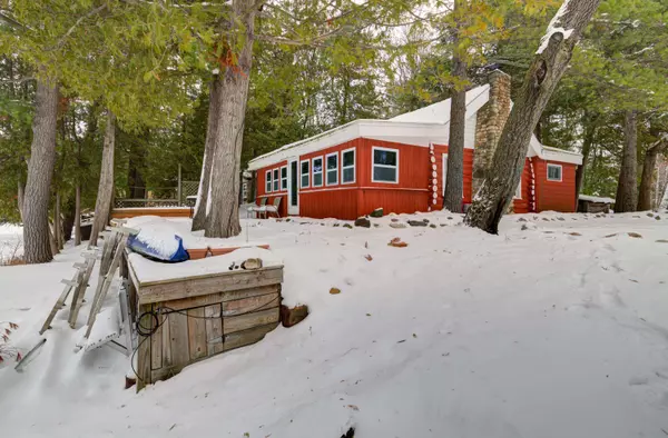 Traverse City, MI 49685,409 North ST