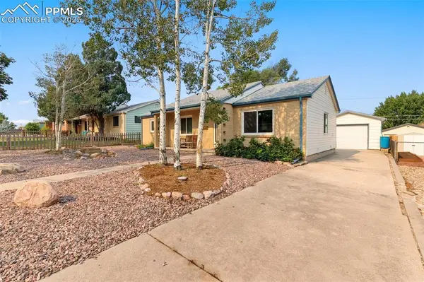 Colorado Springs, CO 80907,2318 Farragut AVE