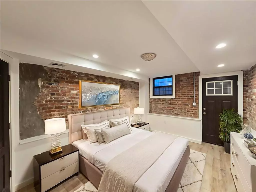 Brooklyn, NY 11206,151 Noll ST