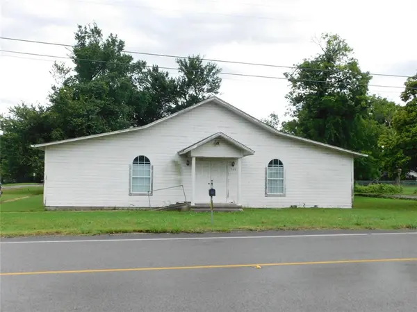 Hubbard, TX 76648,908 NE 4th Street