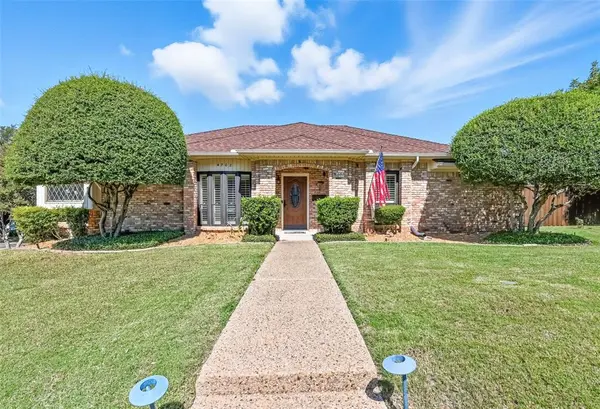 4702 Vineyard Trail,  Mesquite,  TX 75150