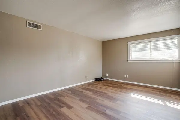 Benbrook, TX 76126,204 Mildred Lane