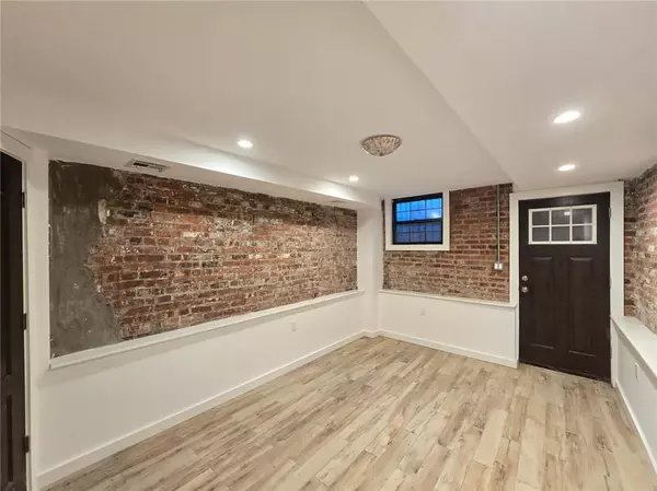 Brooklyn, NY 11206,151 Noll ST