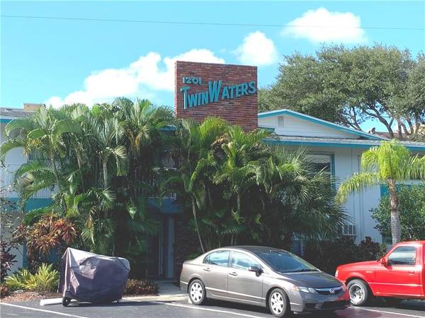 1201 N Riverside Dr #12B, Pompano Beach, FL 33062