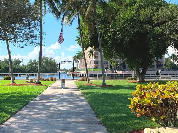 Pompano Beach, FL 33062,1201 N Riverside Dr #12B