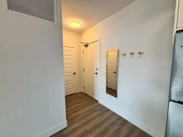 Kitchener, ON N2A 0L9,1000 Lackner PL E #302