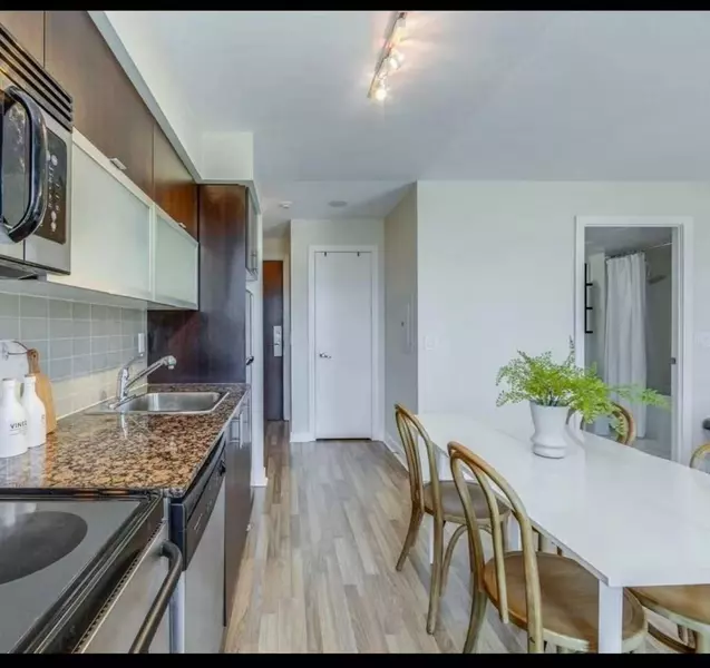 80 Western Battery RD N #1409, Toronto C01, ON M6K 3S1