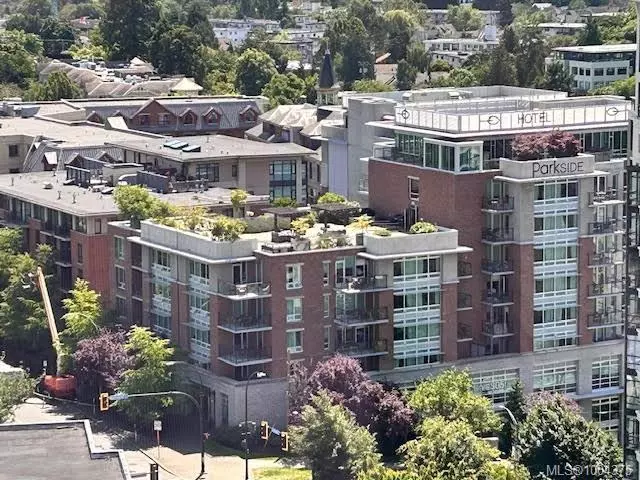 Victoria, BC V8V 5B1,810 Humboldt St #A509