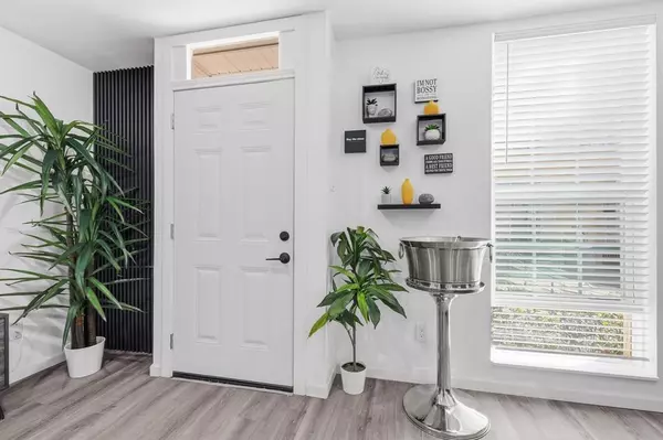 Dallas, TX 75220,9829 Park Lane Court #B