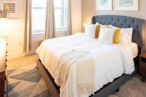 Roanoke, TX 76262,108 N US 377 #116