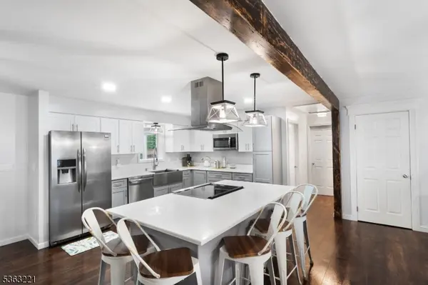 Hampton Twp., NJ 07860,4 Grove St