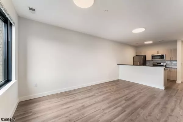 72 S Essex Ave #509, City Of Orange Twp., NJ 07050