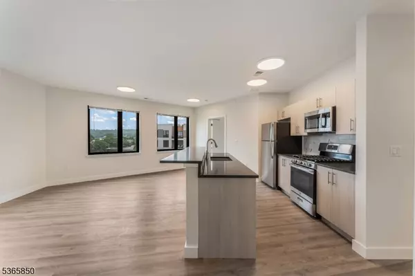 City Of Orange Twp., NJ 07050,72 S Essex Ave #602