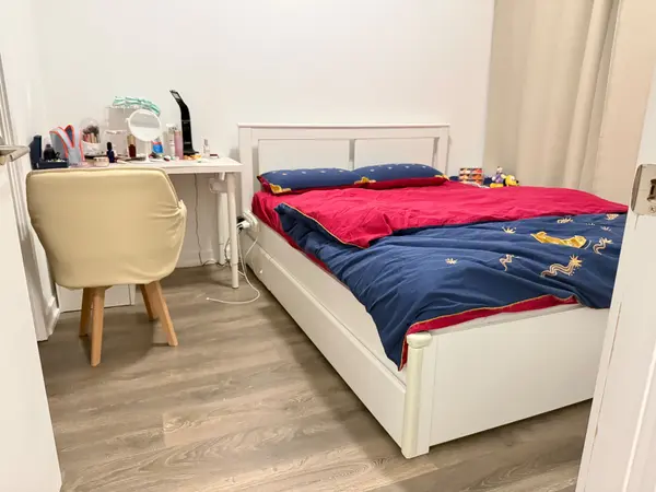 Toronto C15, ON M2J 1M1,36 Forest Manor RD #219