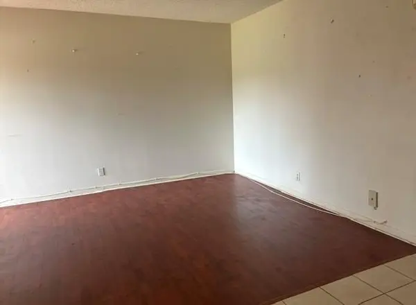 Hollywood, FL 33021,5300 Washington St #C213