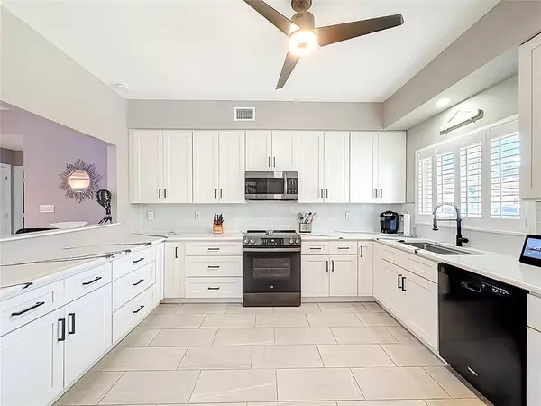 Vero Beach, FL 32967,5040 Harmony Cir #108