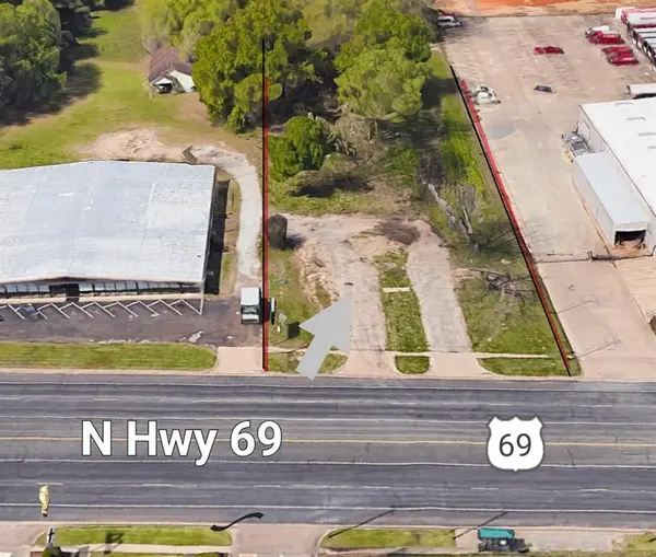 Tyler, TX 75702,3110 W Gentry Parkway