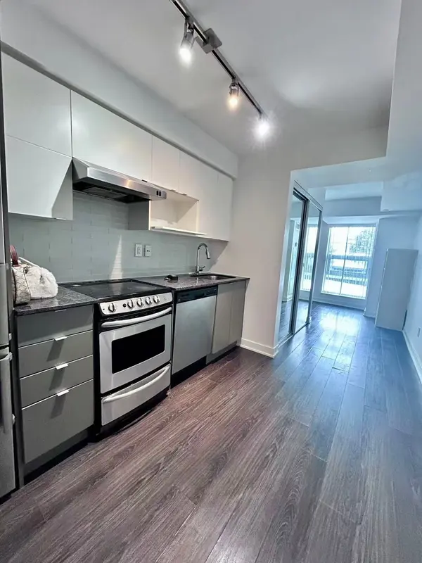 Toronto W04, ON M6A 2N9,160 Flemington RD #306