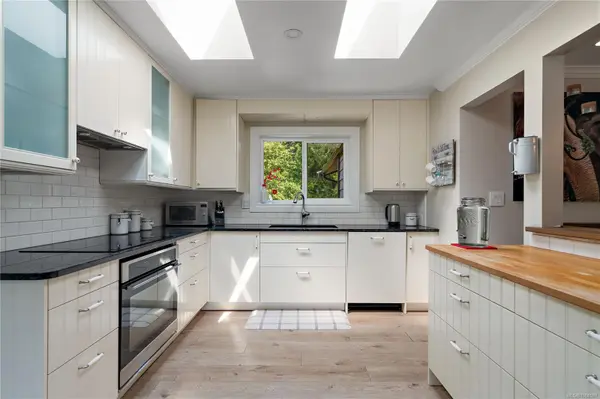 North Saanich, BC V8L 4R4,870 Woodcreek Dr