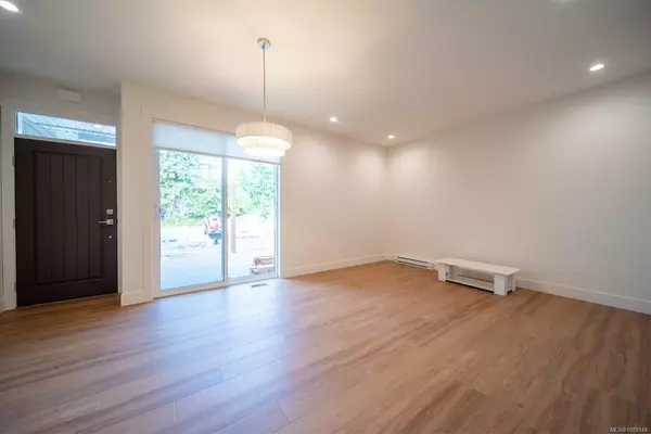 Parksville, BC V9P 1H3,247 Finholm St #A/C