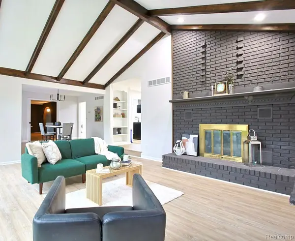 New Hudson, MI 48165,59663 PETTENGILL DR