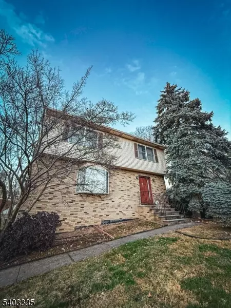 7 Walray Ave, North Haledon Boro, NJ 07508