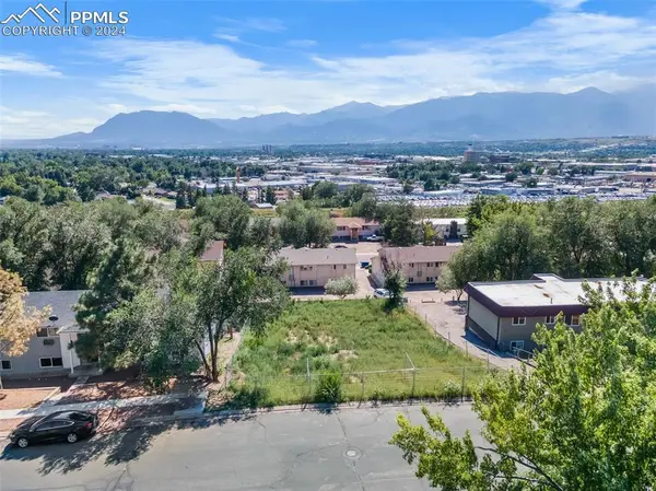 Colorado Springs, CO 80907,1085&1095 Magnolia ST