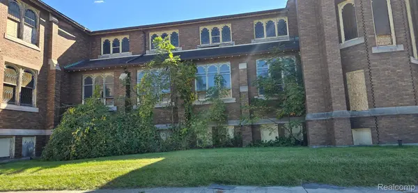 740 E GRAND BLVD, Detroit, MI 48207