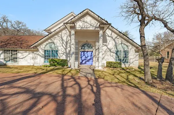 107 Sandra Palmer Street, Stephenville, TX 76401