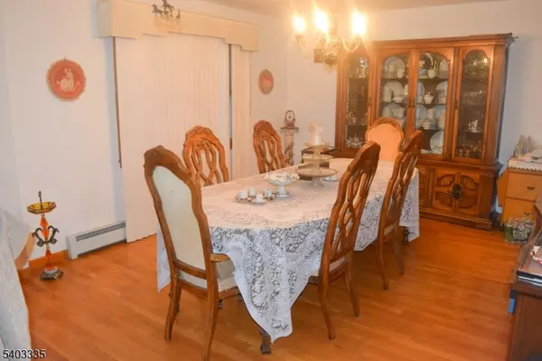 North Haledon Boro, NJ 07508,7 Walray Ave