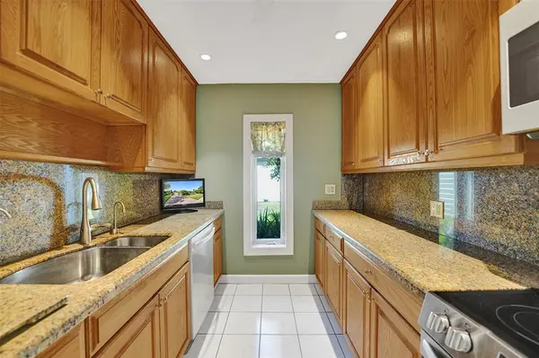 Plantation, FL 33317,5562 SW 1st Ct