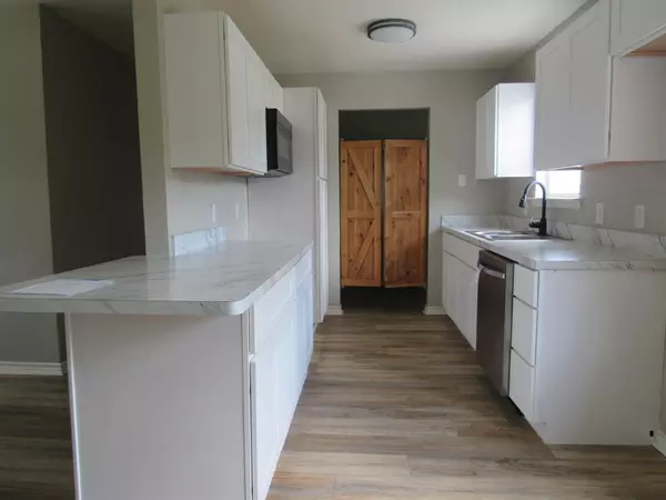 Hillsboro, TX 76645,414 Matthew Street