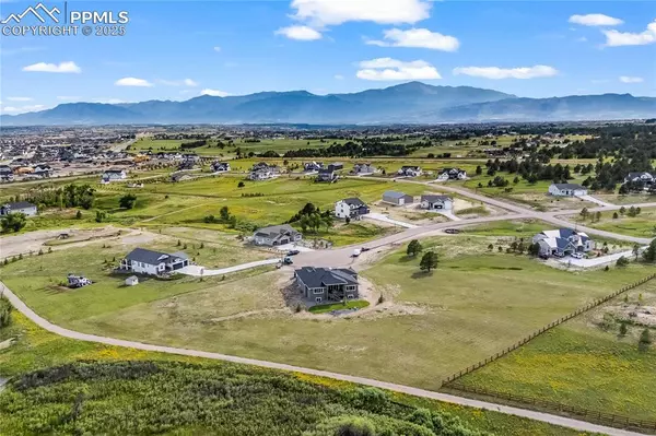 Colorado Springs, CO 80908,8872 Falcon Nest CT