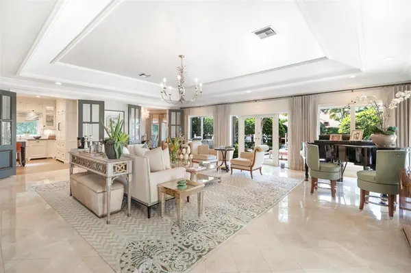 Fort Lauderdale, FL 33301,15 PELICAN DR