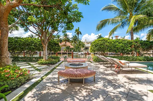 Fort Lauderdale, FL 33301,15 PELICAN DR