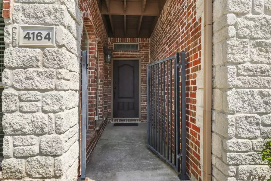 4164 Comanche Drive, Carrollton, TX 75010