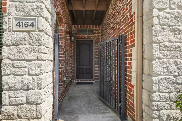 4164 Comanche Drive, Carrollton, TX 75010